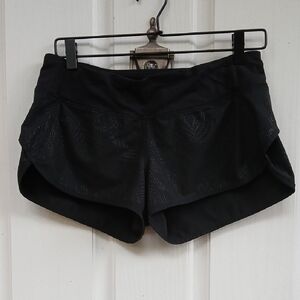 LULULEMON Black Print Athletic Shorts SZ 6